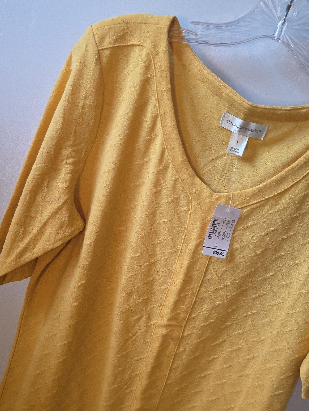 Christopher & Banks Yellow Textured V-Neck Tee - Picture 3 of 4